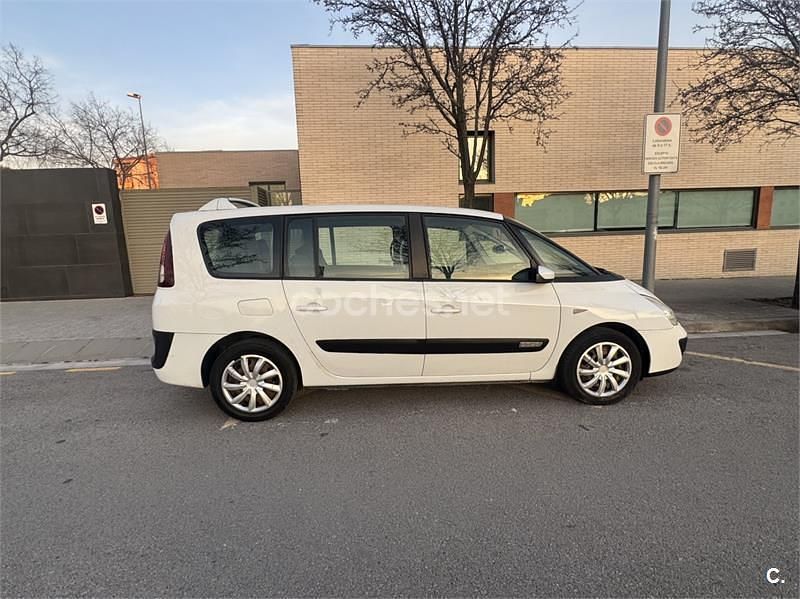 Usado Renault Grand Espace 150 CV (110 kW) 2007 Blanco Monovolumen