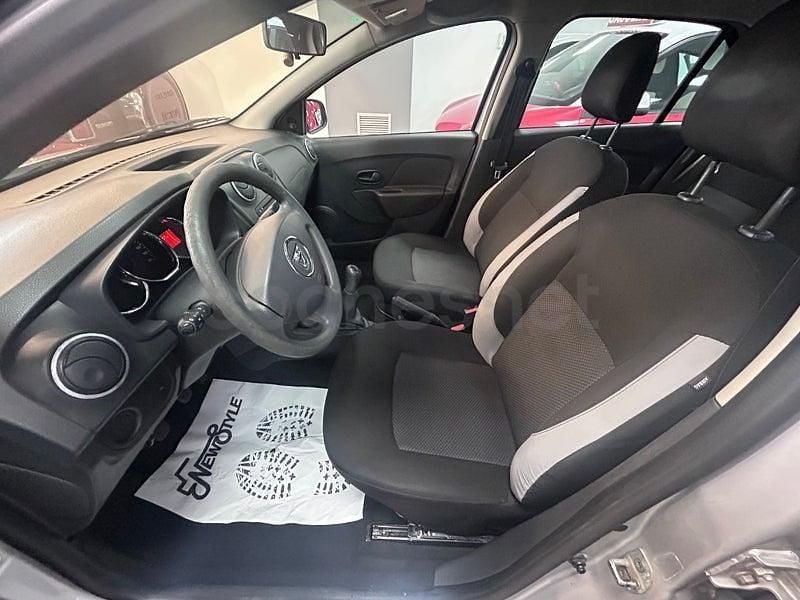 Occasion Dacia Logan Lauréate 90 ch (66 kW) 2015 Gris Berline