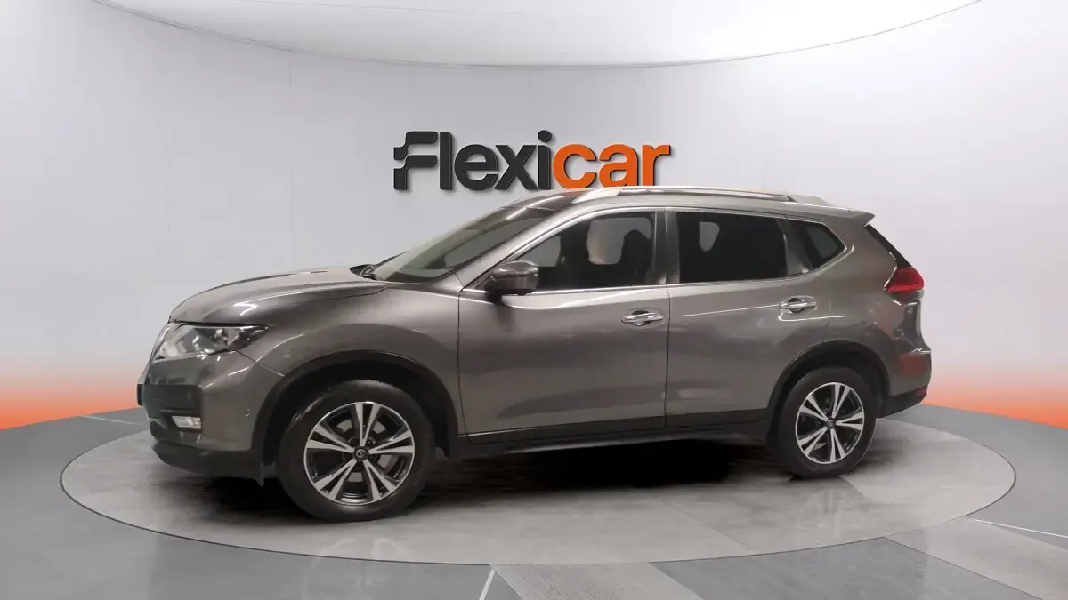 Usado Nissan X-Trail Acenta 177 CV (130 kW) 2018 Gris SUV