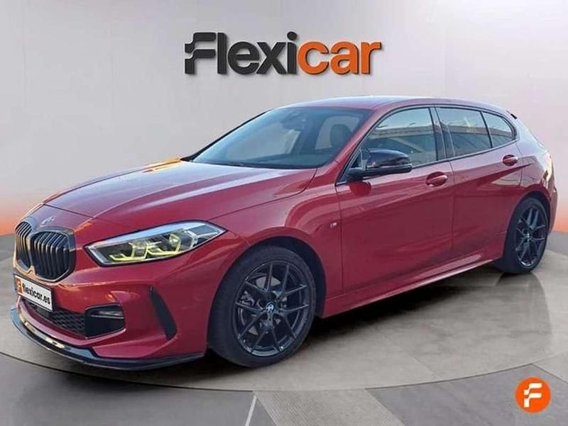 Usado BMW 118 150 CV (110 kW) 2021 Rojo Utilitario