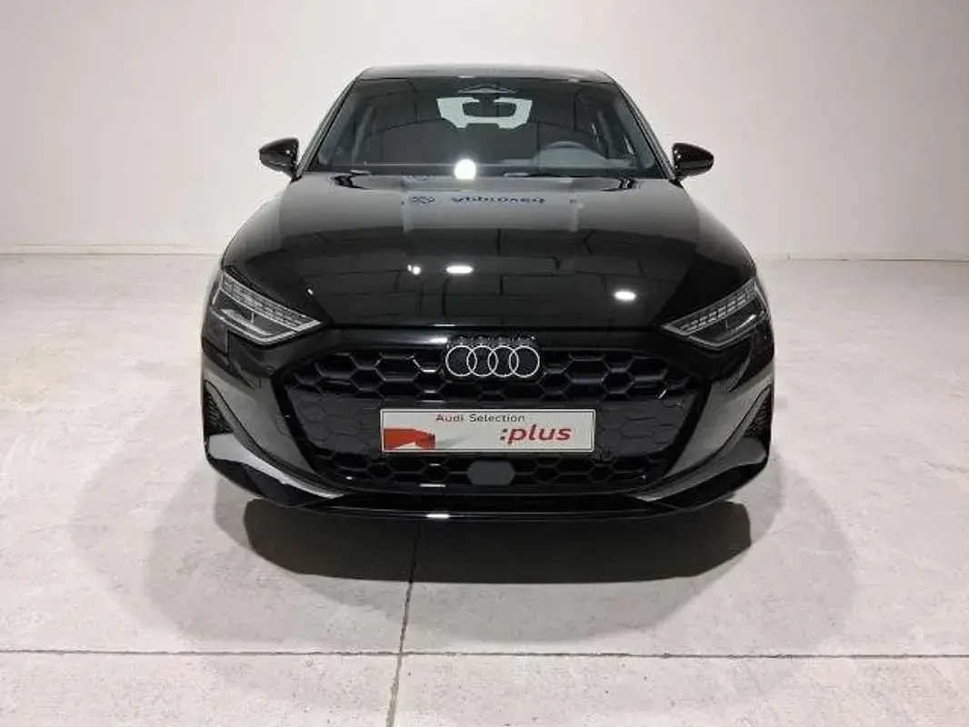 Usado Audi A3 Sportback e-tron Advanced 204 CV (150 kW) 2026 Negro Utilitario