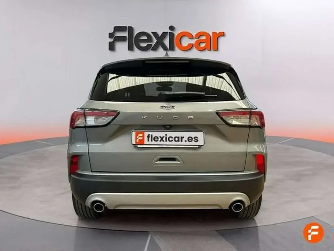 Usado Ford Kuga Trend 150 CV (110 kW) 2022 Gris SUV