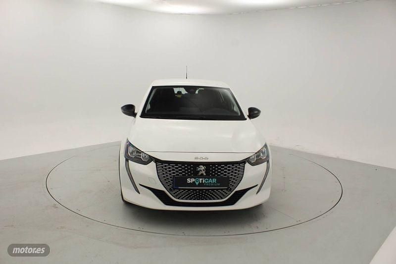 Usado Peugeot 208 Active 100 kW (136 CV) 2023 Blanco Utilitario