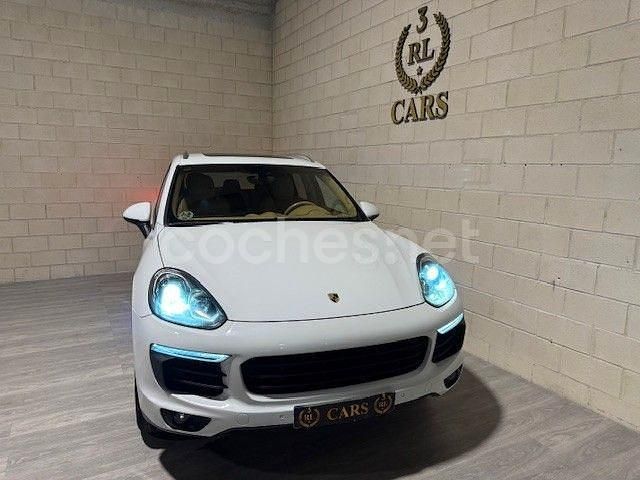 Usado Porsche Cayenne 262 CV (192 kW) 2015 Blanco SUV