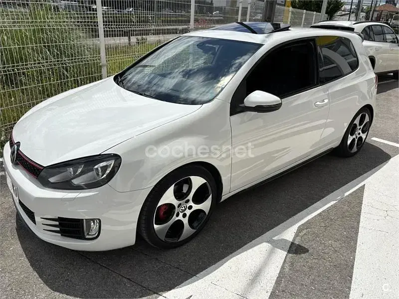 Usado VW Golf VI GTI 210 CV (154 kW) 2010 Blanco Utilitario