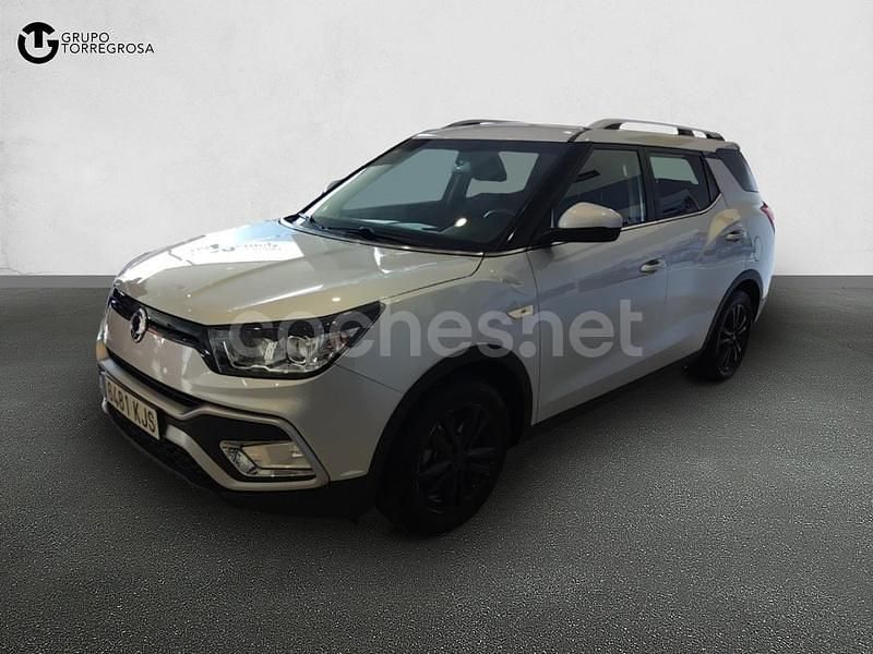 Gris / plata Usado 2018 Ssangyong (KGM) XLV SUV | 16.900 € - Imagen 1/4
