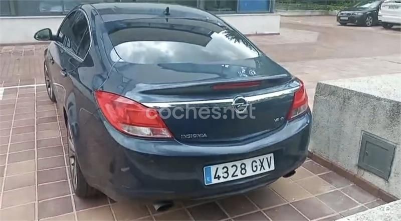 Usado Opel Insignia Sport 220 CV (161 kW) 2009 Azul Berlina