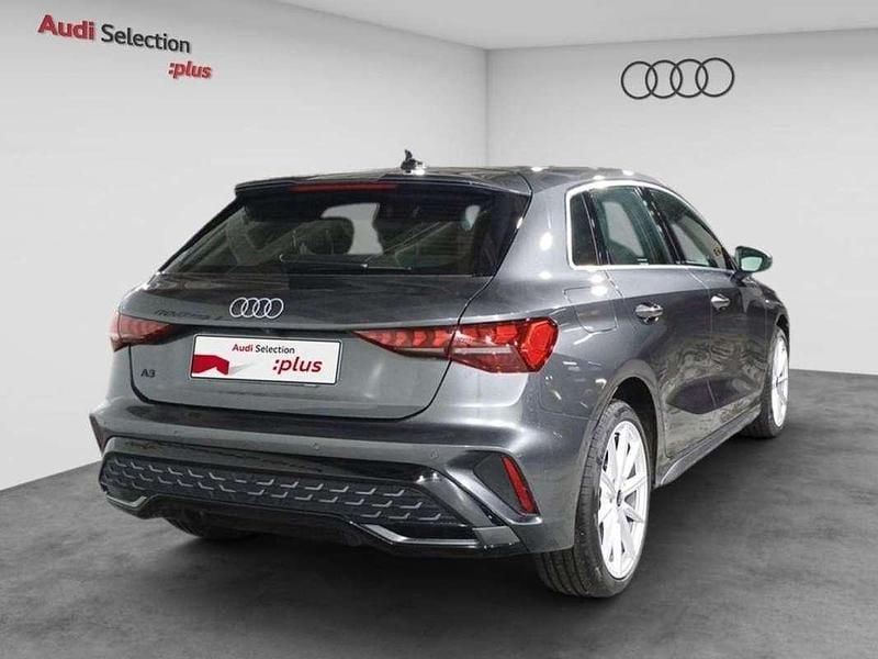 Usado Audi A3 Sportback S-Line 150 CV (110 kW) 2025 Gris Utilitario