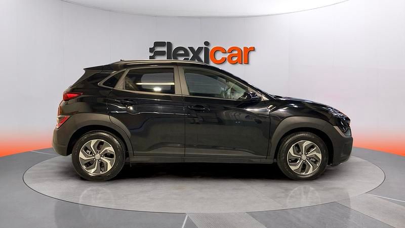 Usado Hyundai Kona 141 HP (103 kW) 2022 Preto SUV