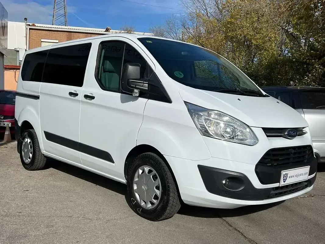 Usado Ford Transit Custom Ambiente 101 CV (74 kW) 2017 Blanco Familiar