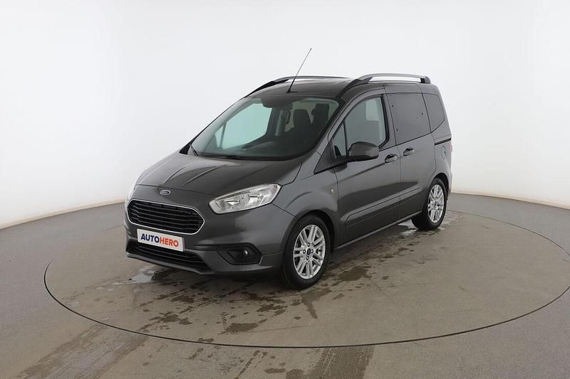 Gris Usado 2020 Ford Tourneo Courier Titanium Monovolumen | 16.499 € (Caro) - Imagen 1/3