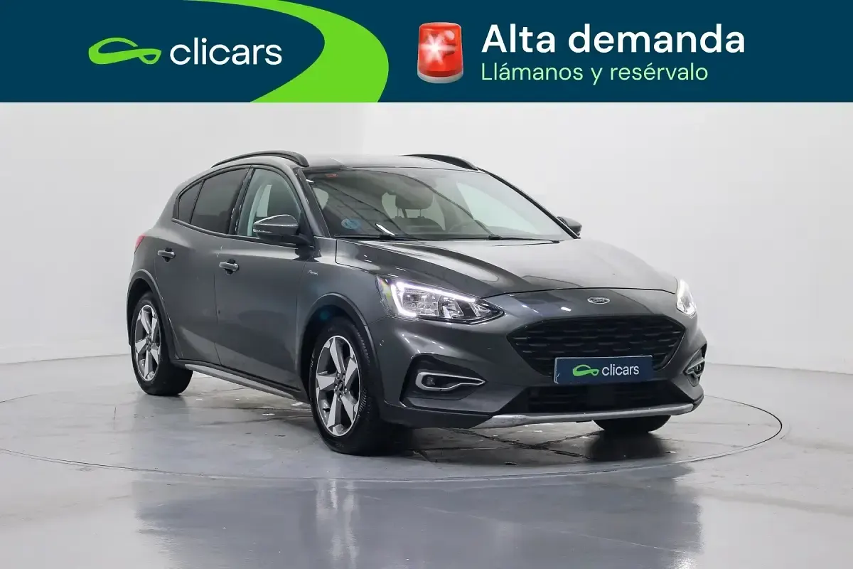 Usado Ford Focus Active 125 CV (91 kW) 2021 Negro Berlina