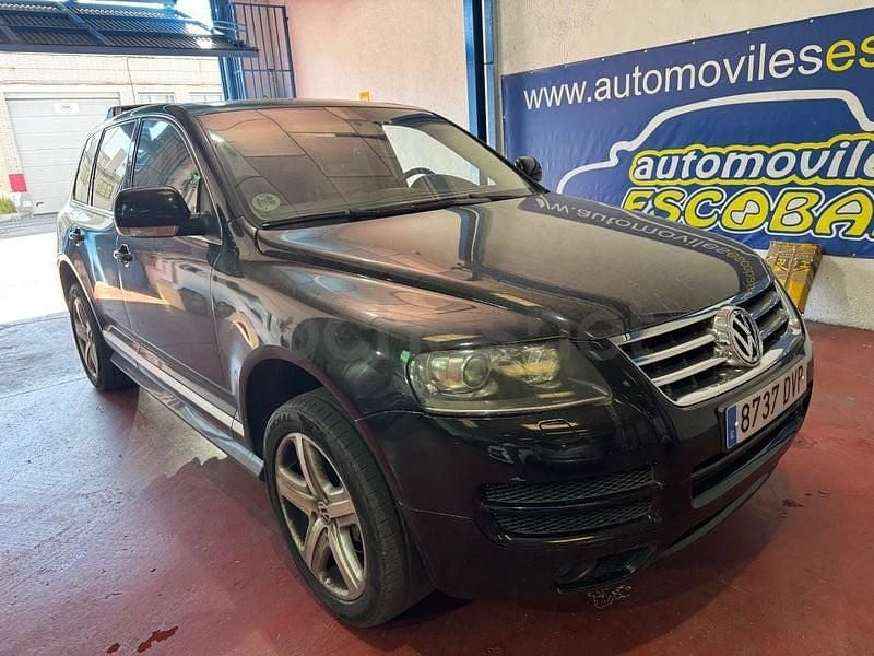 Usado VW Touareg 225 CV (165 kW) 2006 Negro SUV