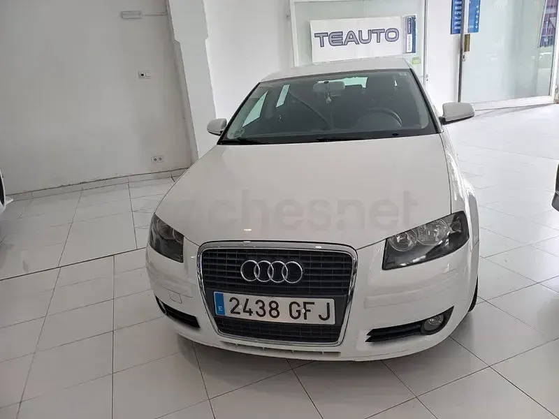 Usado Audi A3 Ambiente 140 CV (102 kW) 2009 Blanco Utilitario