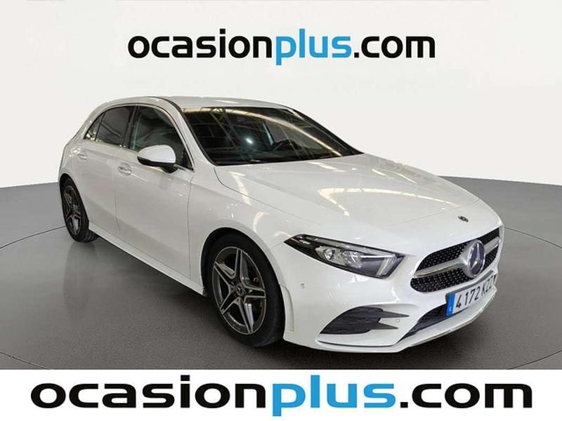 Usado Mercedes A180 AMG 136 CV (100 kW) 2019 Blanco Utilitario