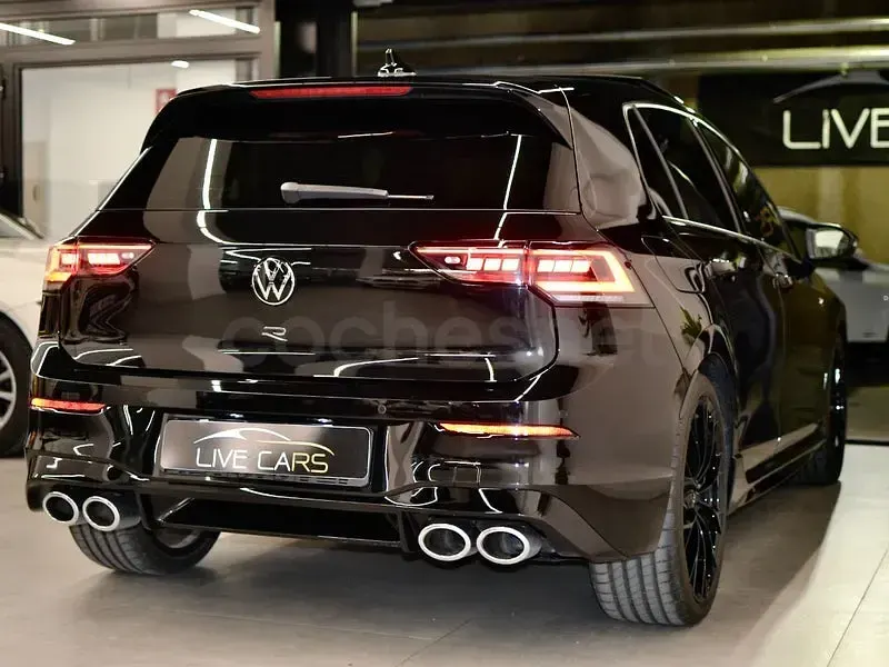 Nuevo VW Golf VIII Black Edition 333 CV (244 kW) 2026 Negro Berlina