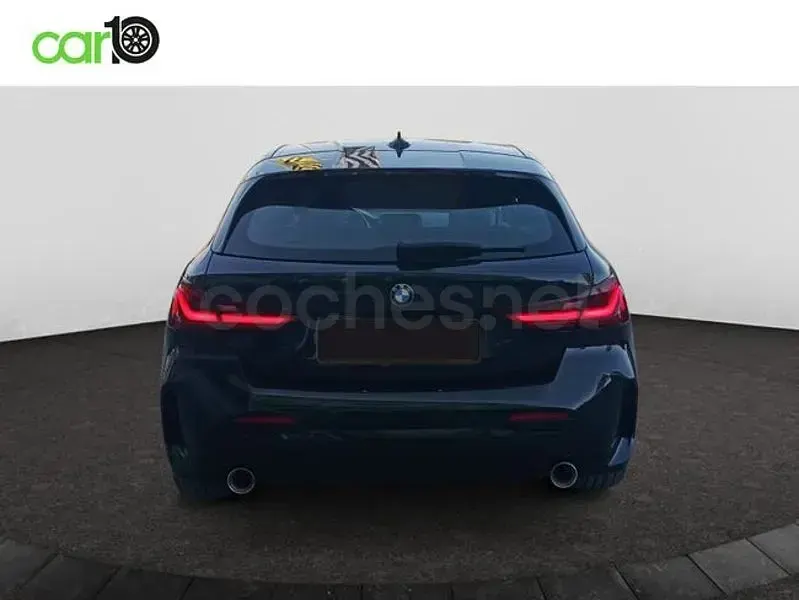 Usado BMW 118 150 CV (110 kW) 2021 Negro Berlina