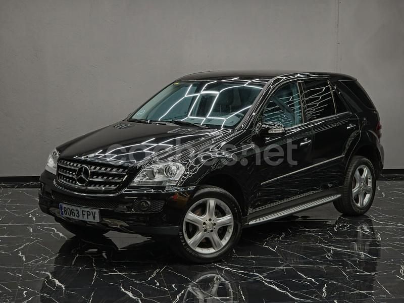 Negro Usado 2007 Mercedes ML280 SUV | 9900 € (Precio justo) - Imagen 1/4