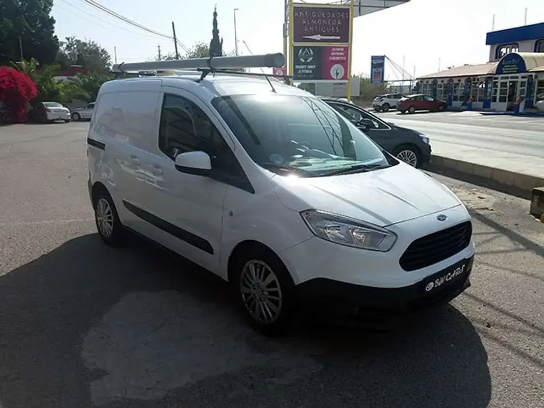 Usado Ford Transit Ambiente 75 CV (55 kW) 2016 Blanco Van
