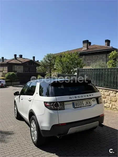 Usado Land Rover Discovery Sport HSE 150 CV (110 kW) 2016 Blanco SUV