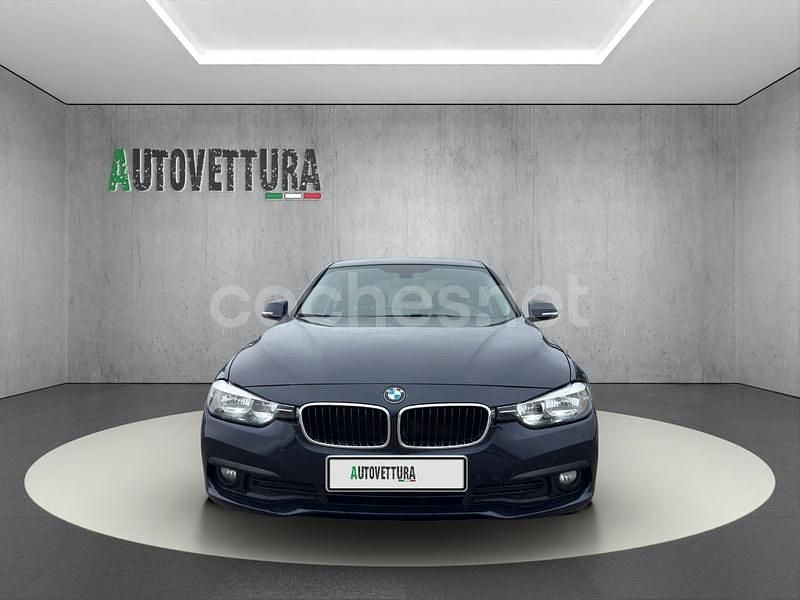 Usado BMW 318 136 CV (100 kW) 2016 Azul Berlina