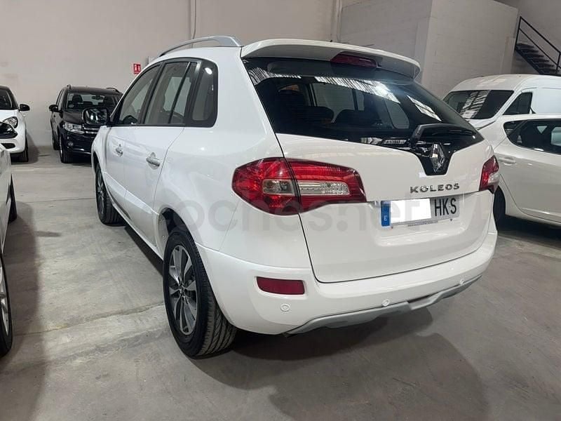 Begagnad Renault Koleos Dynamique 150 HK (110 kW) 2012 Vit SUV