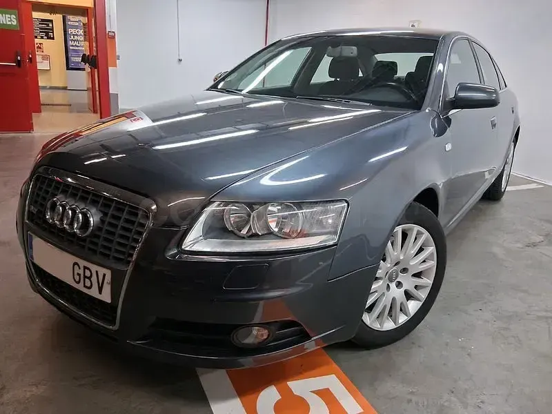 Usado Audi A6 140 CV (102 kW) 2008 Gris / plata Berlina