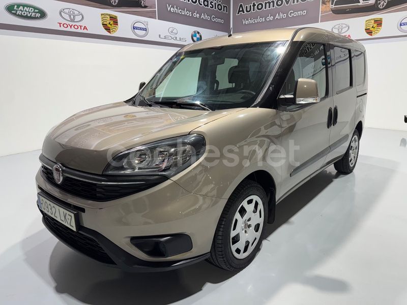 Gris / plata Usado 2020 Fiat Doblò Lounge Monovolumen | 8490 € (Precio justo) - Imagen 1/4