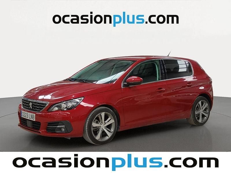 Usado Peugeot 308 Allure 100 CV (73 kW) 2021 Rojo Utilitario