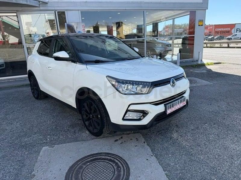 Usado Ssangyong (KGM) Tivoli 136 CV (100 kW) 2019 Blanco SUV
