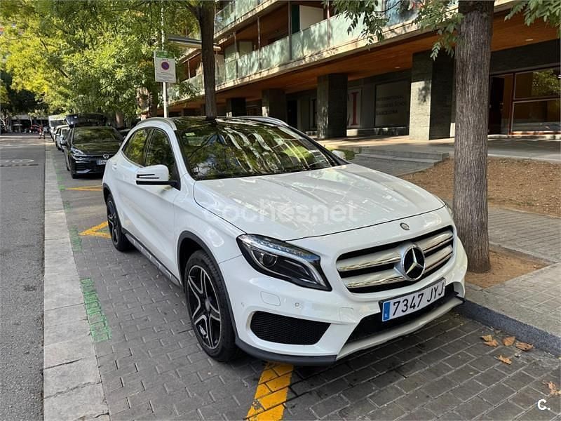 Blanco Usado 2017 Mercedes GLA220 AMG line SUV | 30.000 € (Caro) - Imagen 1/4