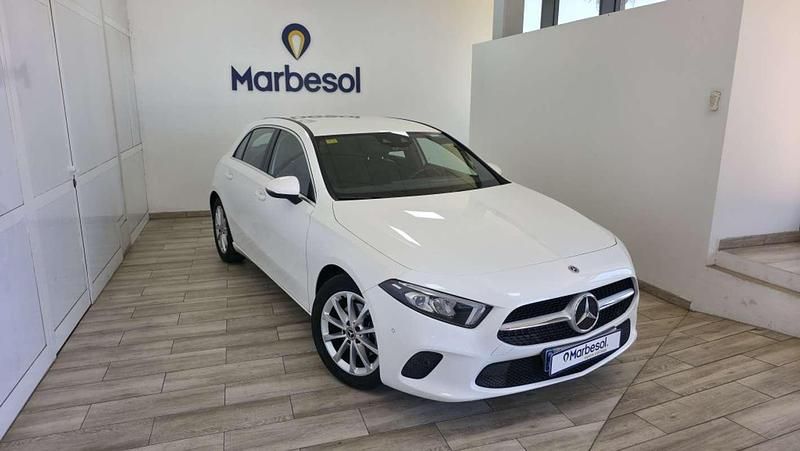 Blanco Usado 2020 Mercedes A200 Utilitario | 21.390 € (Buen precio) - Imagen 1/4