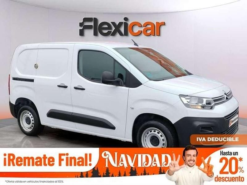 Usado Citroën Berlingo Feel 102 CV (75 kW) 2021 Blanco Monovolumen