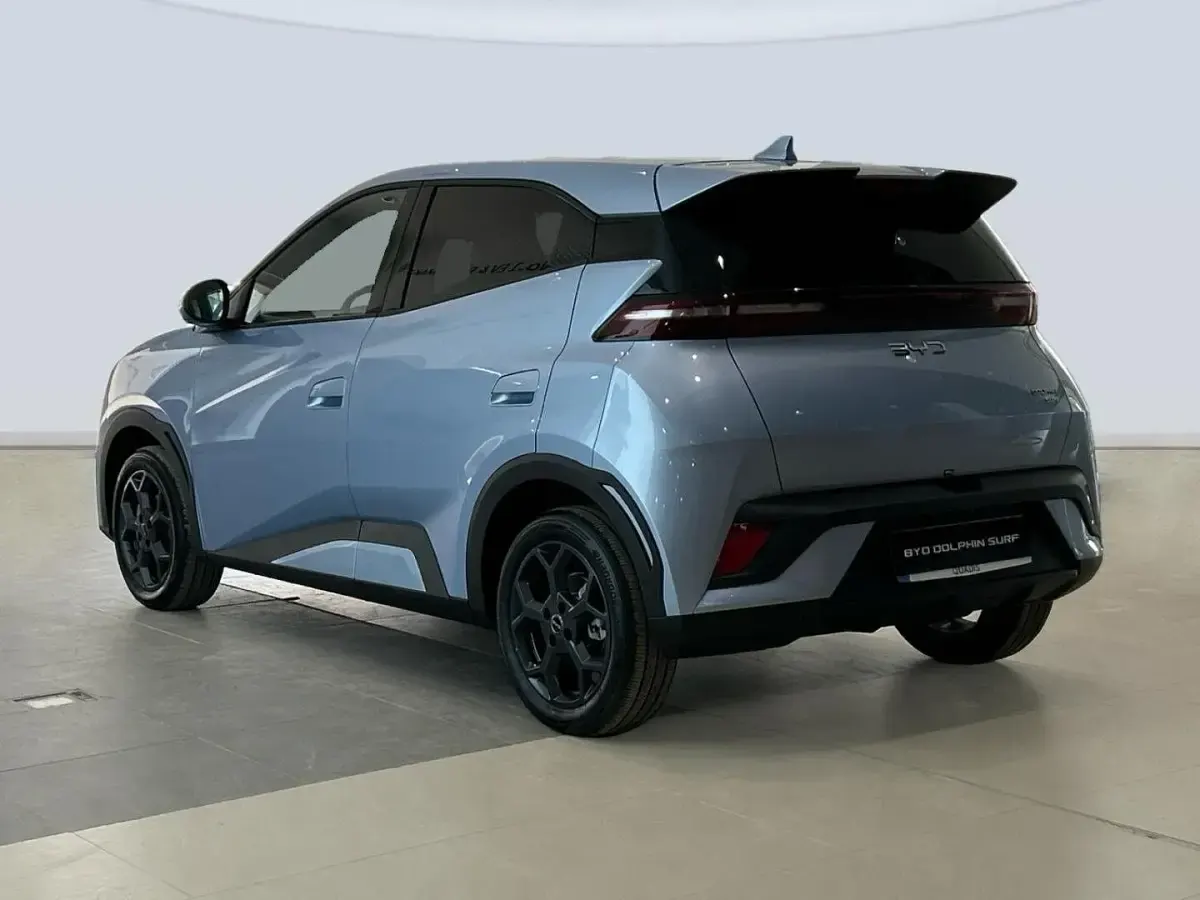 Usado BYD Dolphin Surf Comfort 114 kW (156 CV) 2025 Azul Utilitario