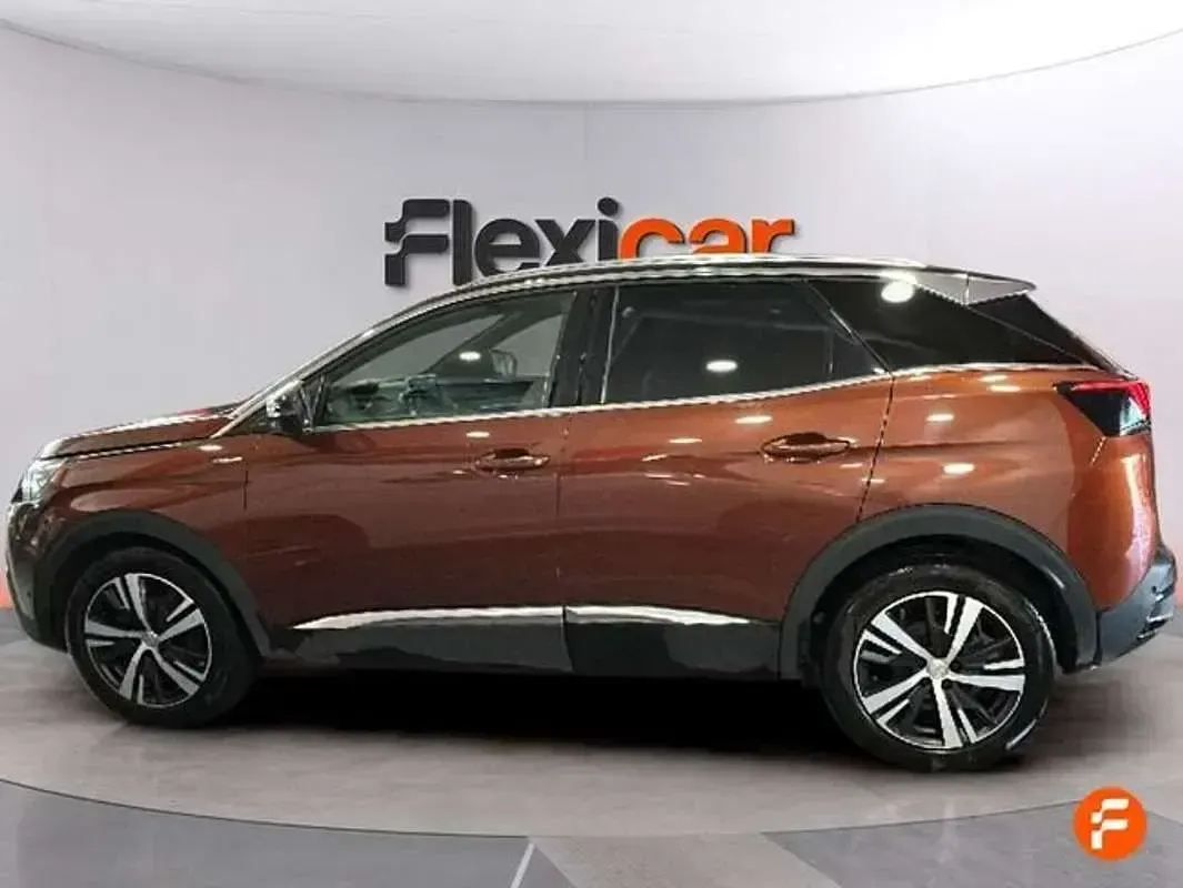 Usado Peugeot 3008 GT-line 131 CV (96 kW) 2017 Burdeos SUV