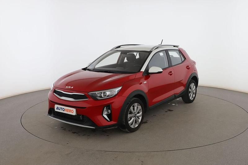 Rojo Usado 2022 Kia Stonic SUV | 17.499 € (Un poco caro) - Imagen 1/3