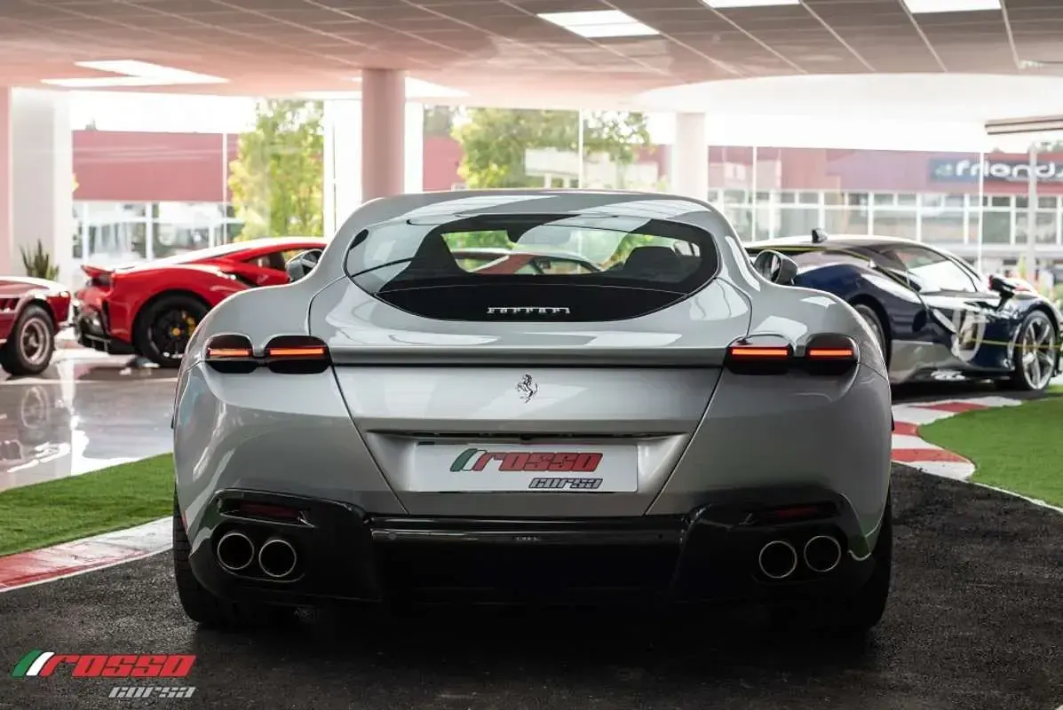 Usado Ferrari Roma 620 CV (456 kW) 2021 Gris Coupe