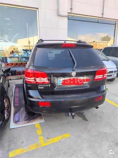 Usado Dodge Journey SE 140 CV (102 kW) 2009 Negro SUV