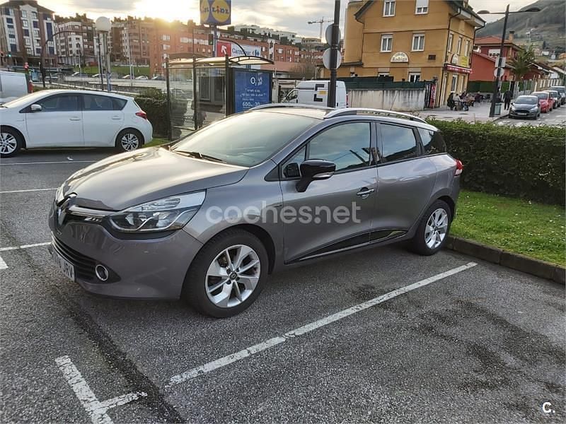 Gris / plata Usado 2016 Renault Clio GrandTour LIMITED Familiar | 7000 € (Buen precio) - Imagen 1/4