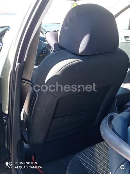 Usado Peugeot 407 Sport 136 CV (100 kW) 2006 Gris / plata Berlina