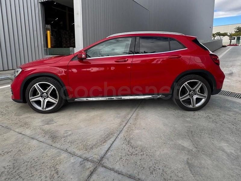 Usado Mercedes GLA200 136 CV (100 kW) 2018 Rojo SUV