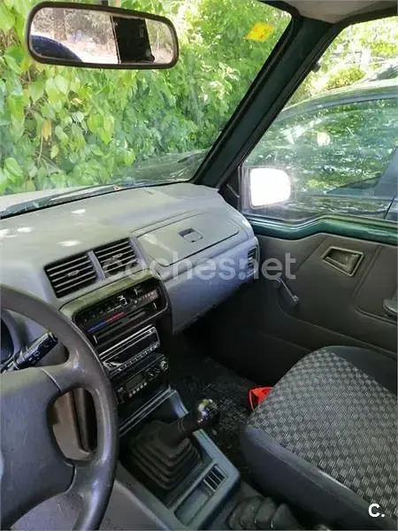 Usado Suzuki Vitara 80 CV (58 kW) 1998 Beige SUV