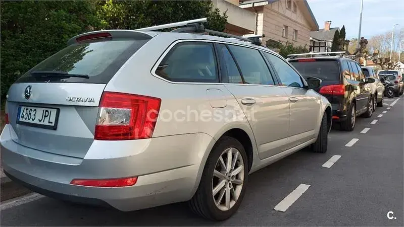 Occasion Skoda Octavia Style 110 ch (80 kW) 2016 Gris Break