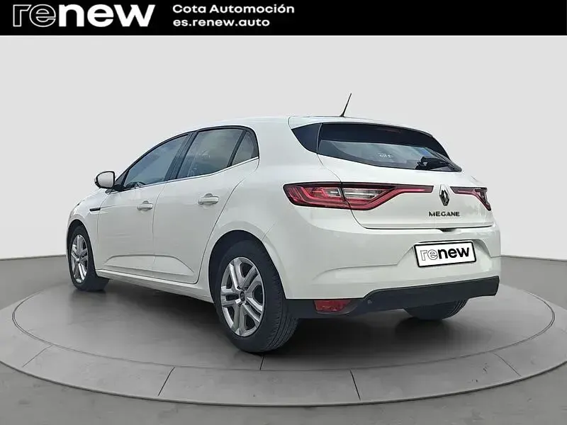 Usado Renault Mégane IV Business 90 CV (66 kW) 2018 Blanco Berlina