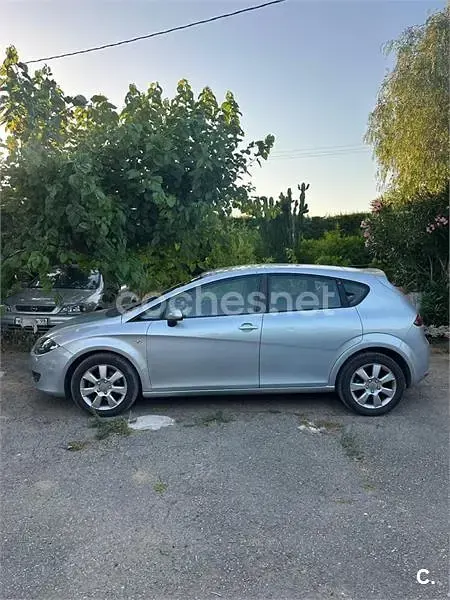 Usado Seat Leon Reference 140 CV (102 kW) 2006 Gris / plata Utilitario