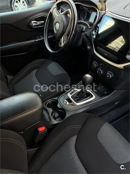 Gris / plata Usado 2016 Jeep Cherokee Limited SUV | 15.900 € (Precio justo) - Imagen 1/4