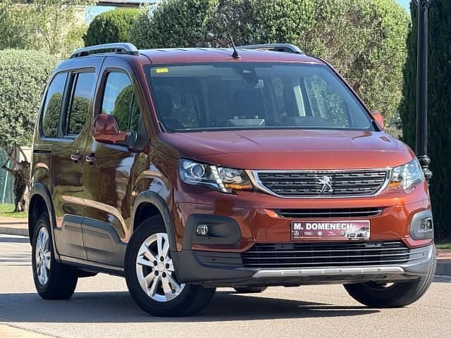 Usado Peugeot Rifter Allure 131 CV (96 kW) 2019 Marrón Monovolumen