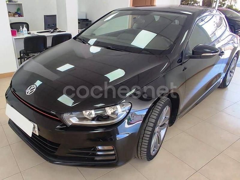 Usado VW Scirocco R-line 125 CV (91 kW) 2016 Negro Coupe