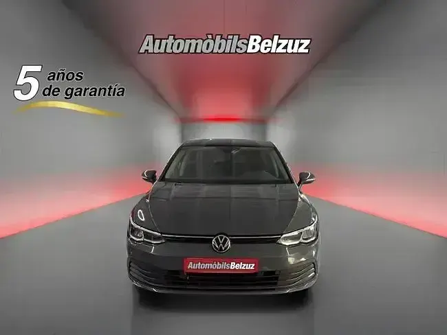 Usado VW Golf VII Life 110 CV (80 kW) 2021 Gris Utilitario
