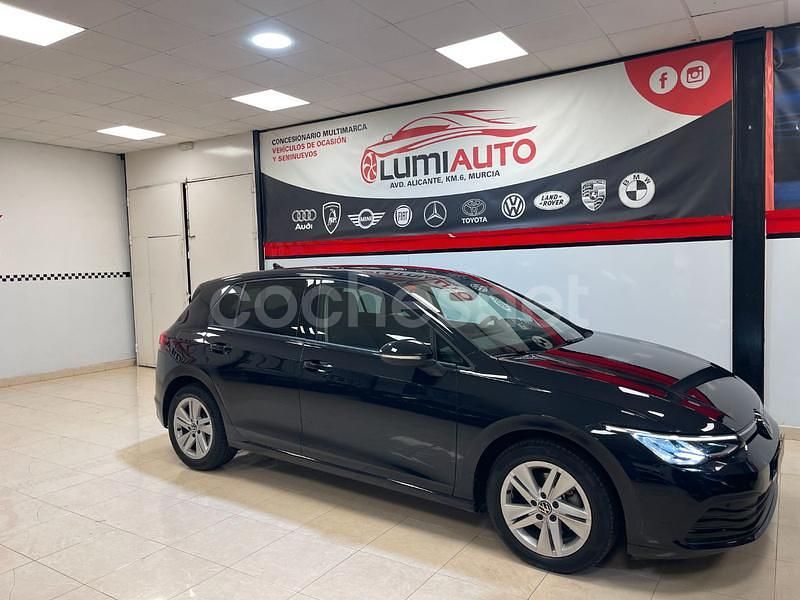 Usado VW Golf VIII 115 CV (84 kW) 2021 Negro Berlina